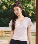 短袖T恤女夏季短款V领半开襟套头衫紧身正肩